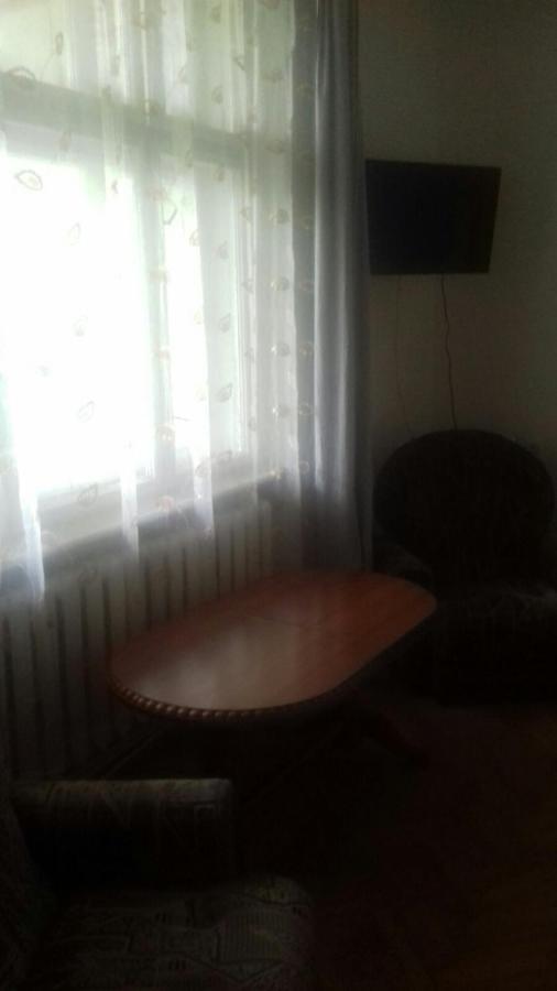 Gelena Гостьовий Двір Oezjhorod Buitenkant foto
