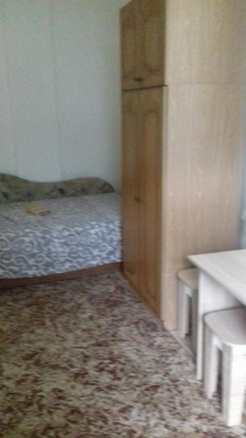 Gelena Гостьовий Двір Oezjhorod Buitenkant foto